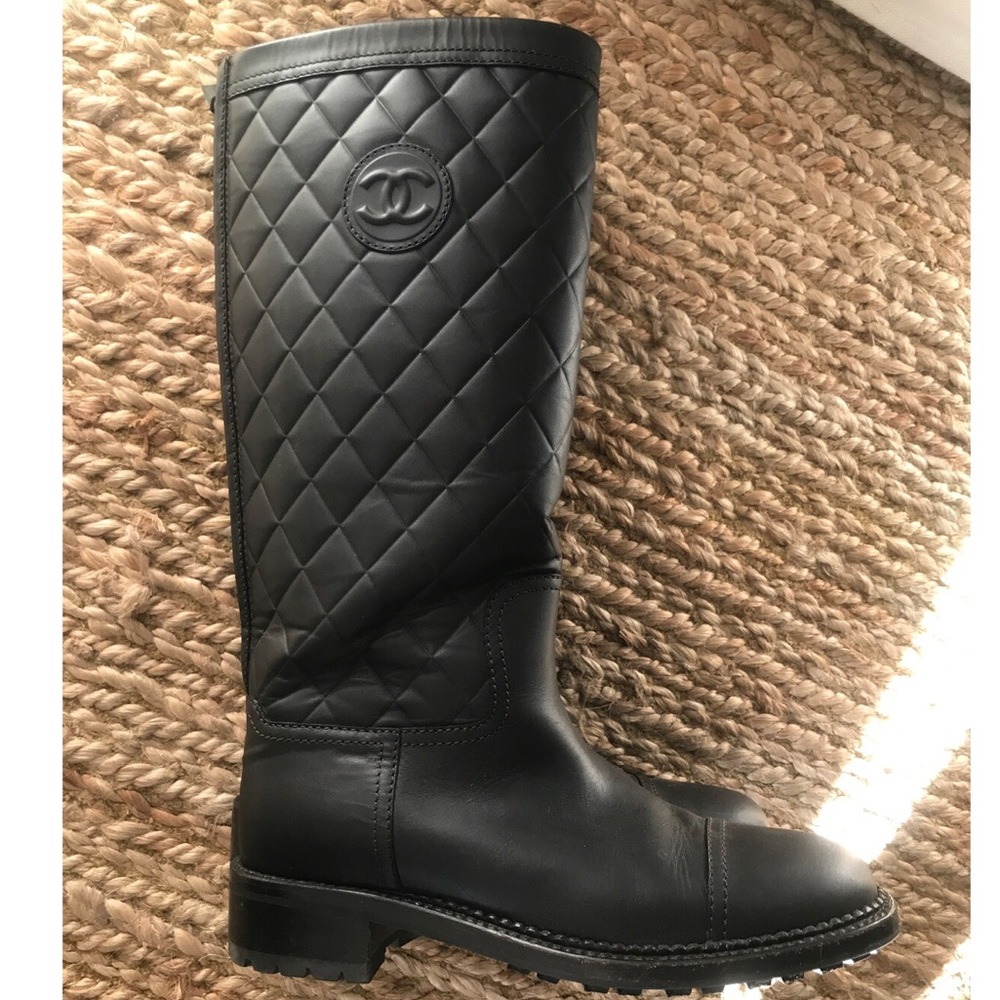 Chanel High boots